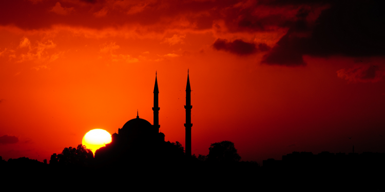 Bacaan Surah Sholat Maghrib