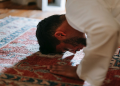 Hukum Membaca Al-Quran dalam Ruku' dan Sujud