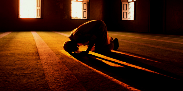 sholat sunnah qabliyah sebelum isya'