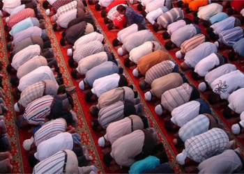 Adab Imam dan Makmum Saat Sholat Jamaah